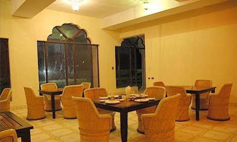 Gulaab Niwaas Palace 4* Pushkar