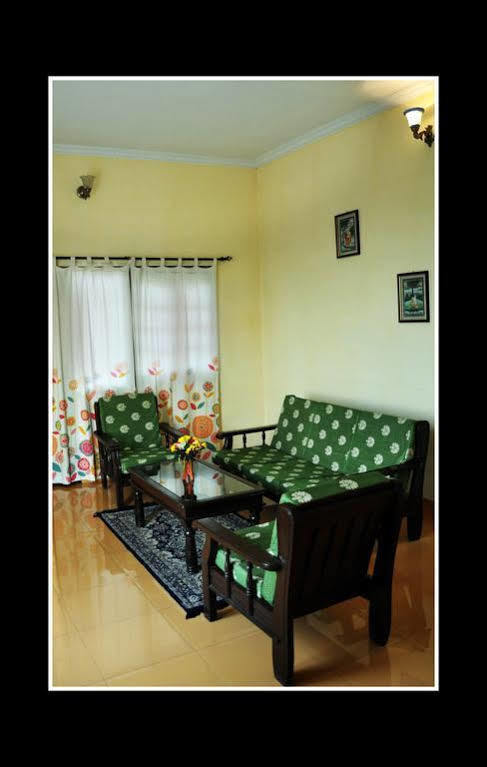 Hotel Gulaab Niwaas Palace